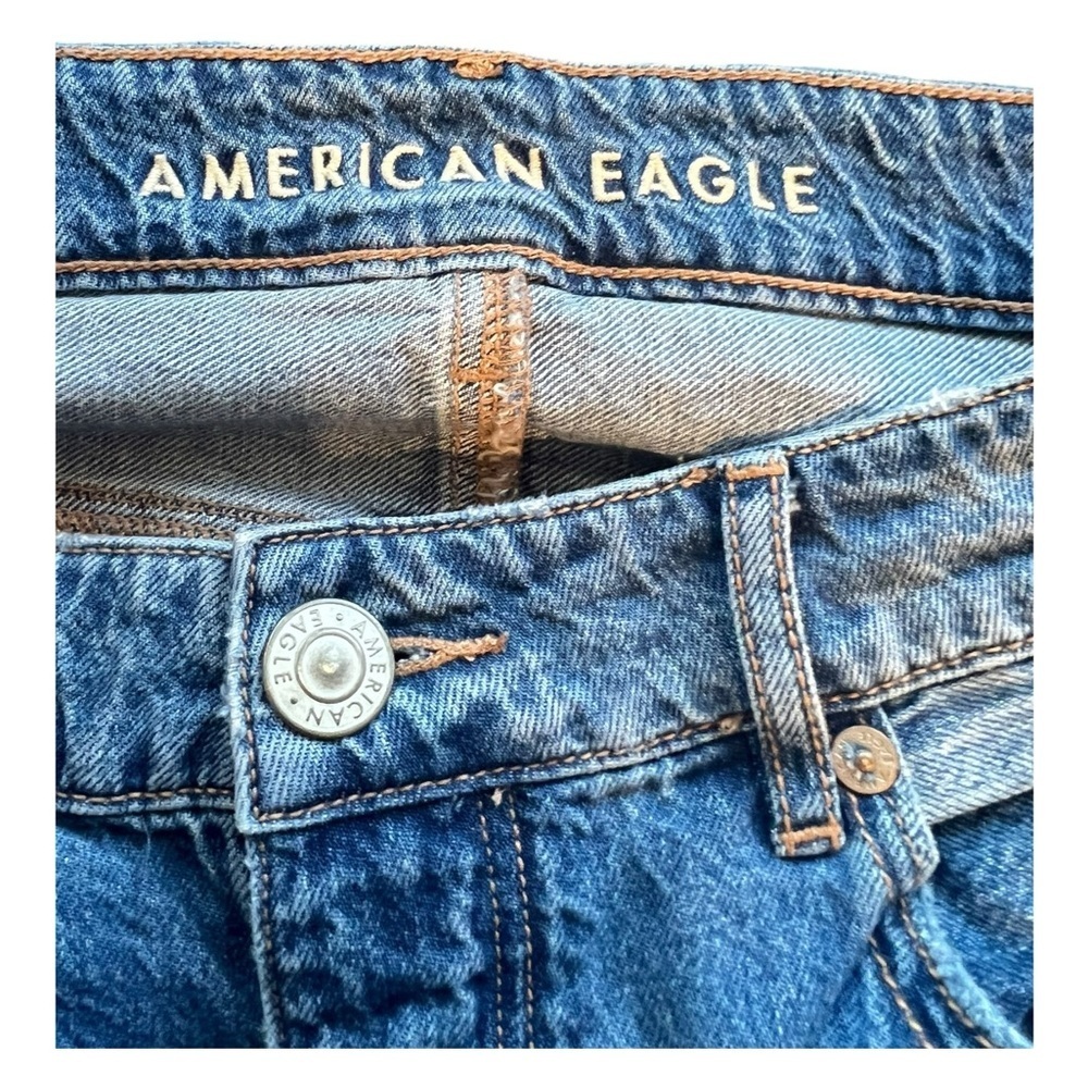 American Eagle Outfitters Tomgirl Distressed Jeans – Size 10 Short - Picture 4 of 5